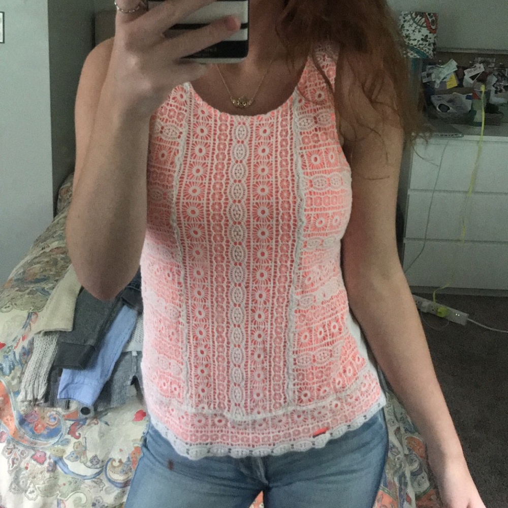 coral tank top